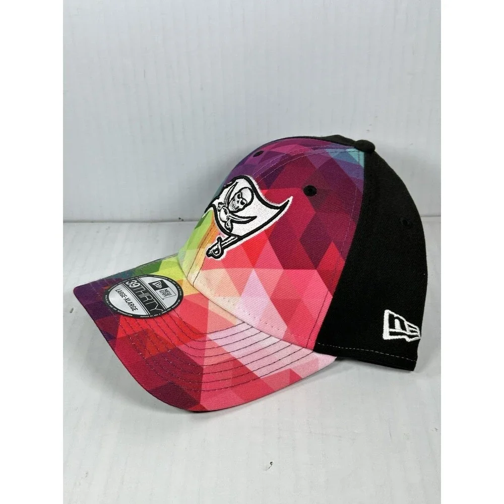 Size L/XL New Era Tampa Bay Buccaneers 39THIRTY Crucial Catch Flex Fit Hat Cap